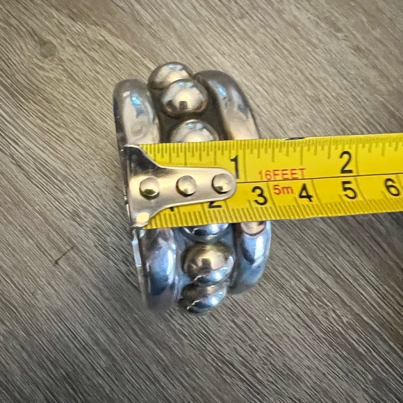 Bangle bracelet - Picture 5 of 7